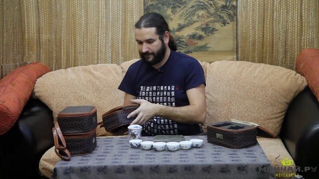 Подарочный дорожный фарфоровый набор