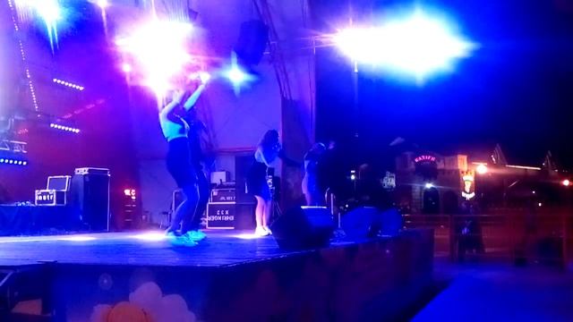 36.Disco Dance Dancing *Babe News*. Dance Disco Dancing To The Disco Music In Ukraine Kharkov.