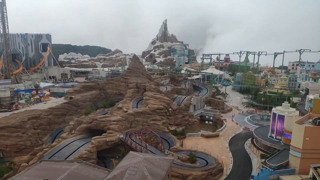 Гентинг Хайлендс. Чем может удивить Малайзия? Канатная дорога сквозь туман. смотреть онлайн