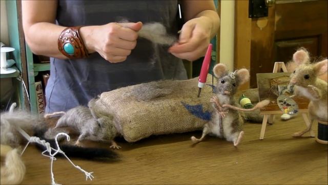 How To Needle Felt - Mouse Series 6: Eyes And Ears