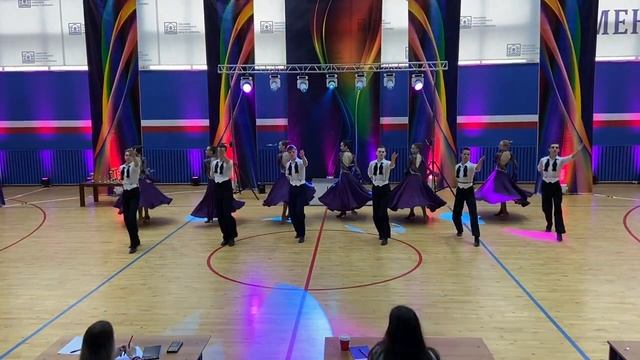 ,,Это мы,,Ст.группа 14-16 лет обр.Ансамбль эст.,бального танца "Надежда" Урюпинск р-ль Клеопина Н.И смотреть онлайн