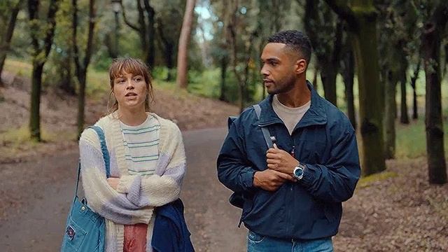 **Фильм "Через год в это же время" (2024): Параллели судеб и игра судьбы** смотреть онлайн