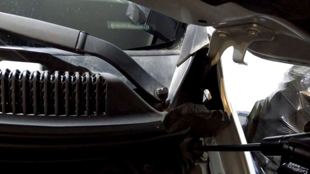 Windshield Wiper Arms Out of Sync - Repair or Replacement for GM Saturn смотреть онлайн