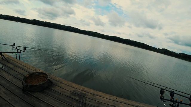 Открыли сезон по карповой рыбалке 2023 на Стадионе Курск. смотреть онлайн