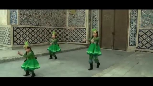 FERUZA BOLALAR IJROSIDA LAZGI.