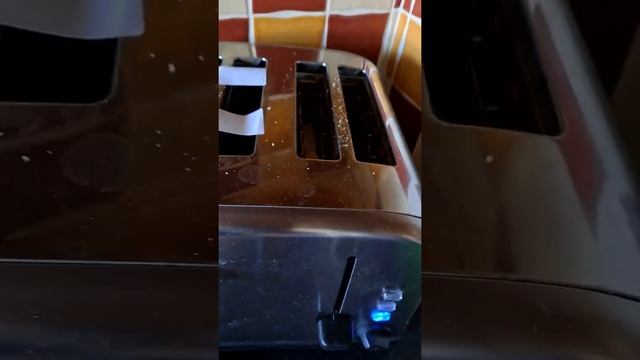 only one side of toaster working ? ? смотреть онлайн
