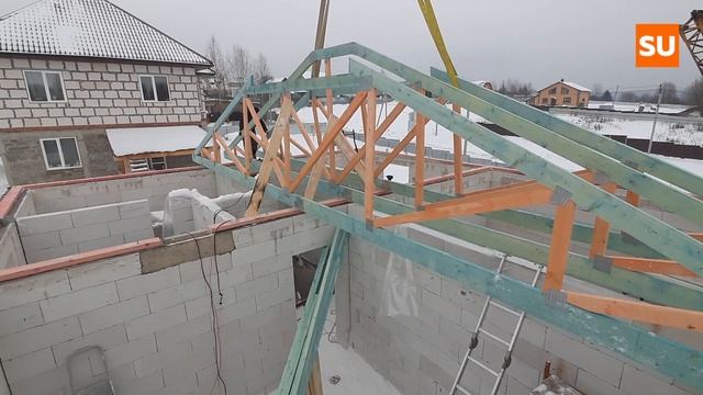 Монтируем стропильные фермы заводской готовности на пластинах МЗП в Солнечногорске смотреть онлайн