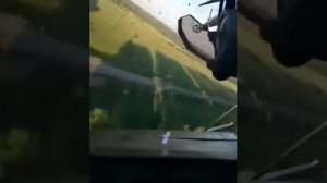 Вертолёт МИ-24 полет на малой высоте, вид с кабины