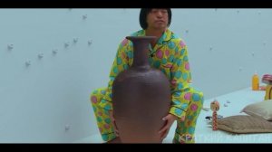 Человека заперли в пустой комнате с кнопками в виде маленьких... краткий пересказ фильма символ