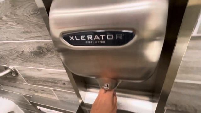 Excel Dryer Xlerator (1/2) | The Home Depot | Haymarket, VA смотреть онлайн