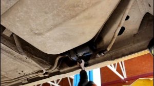 Замена топливного фильтра на Daewoo Nexia 1,5 Дэу Нексия 2001 года