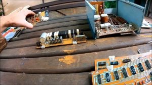 Разбор вольтметр цифровой постоянного тока Щ 1312! Палладий и золото в радиодеталях!! Обзор прибора