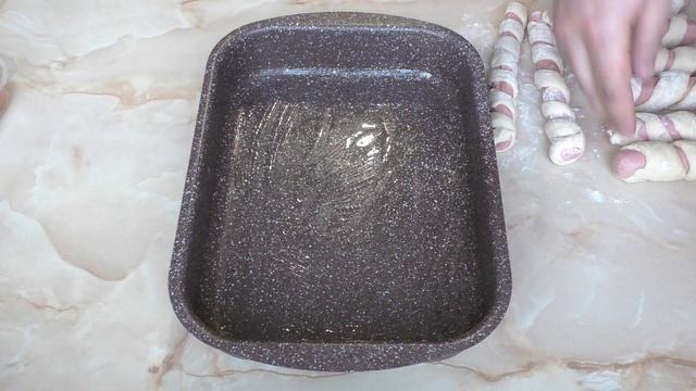 СМАЧНЫЕ СОСИСКИ В ТЕСТЕ С СОУСОМ ! #сосискивтесте #рецепт #сосиски #рецепты #какприготовить смотреть онлайн