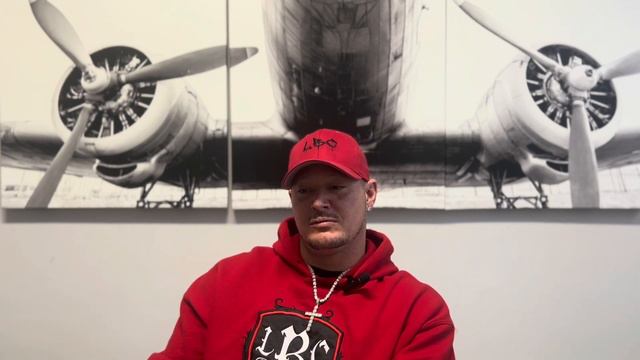 Wade Elliot on Trapzilla, Extreme style American Bullies, Judgement Day $20K Stack-Off, and more смотреть онлайн