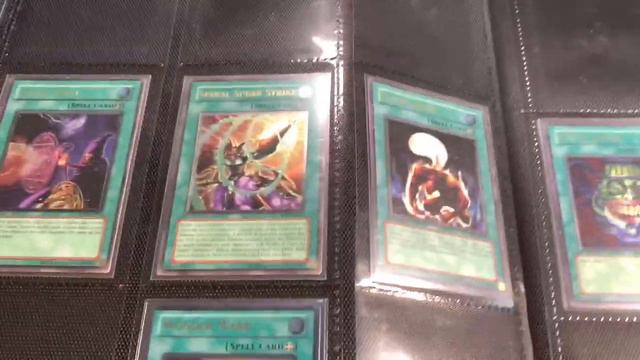 My ENTIRE Yugioh Card Collection Part 1 | OG & GX Binders! смотреть онлайн