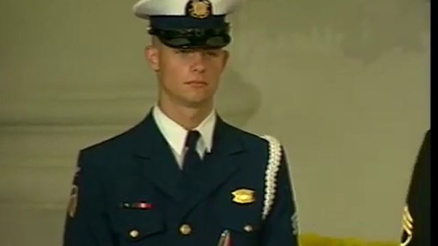 Informe de la Visita de Estado del Presidente Pastrana a Washington -27 y 28 de octubre de 1998- смотреть онлайн