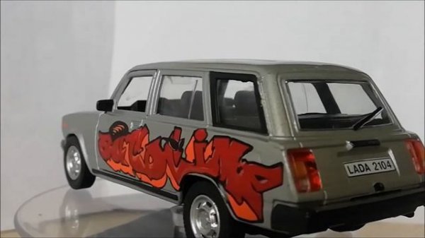 Autotime Collection LADA 2104 Граффити Русская серия моделька Ваз Жигули 1/36
