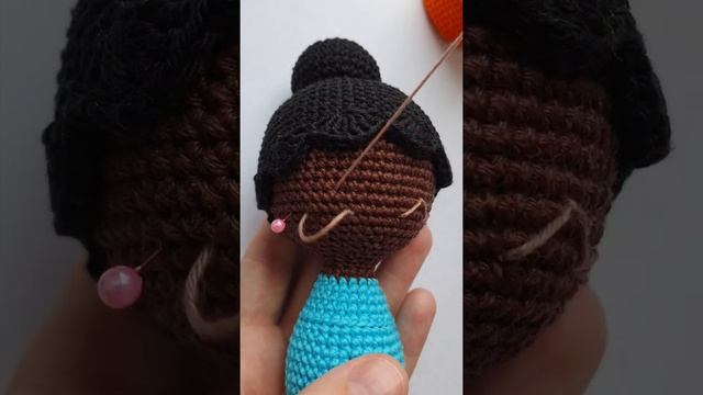 Вышиваем глаза кукле/Eye embroidery crochet doll