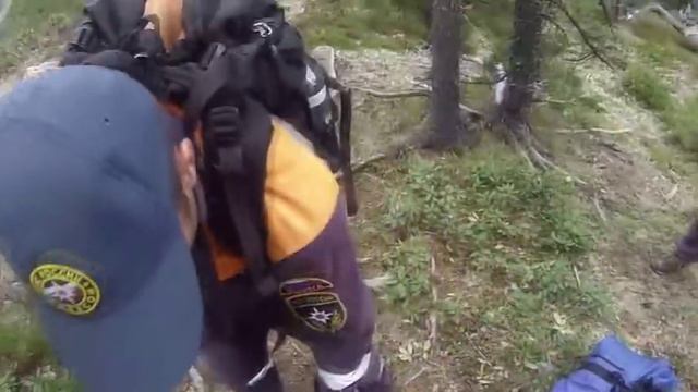 Как спасали сломавшую ногу туристку на Шумаке смотреть онлайн