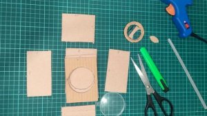 Стиральная машина из картона (для кукольного домика)