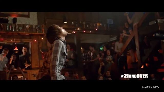 21 и больше 21 and Over смотреть онлайн