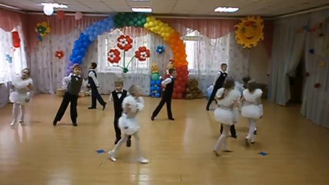 P6050028 Выпускной вальс Д.С №375 г. Омск.Выпуск 2013 смотреть онлайн