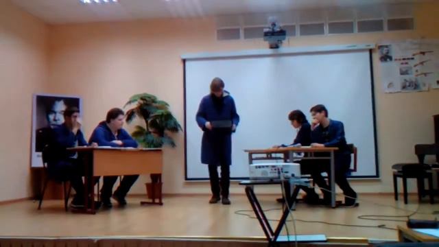 Моя группа 113Ст. как куратора. Выступление на мероприятии "Посвящения в студенты" первых курсов. смотреть онлайн