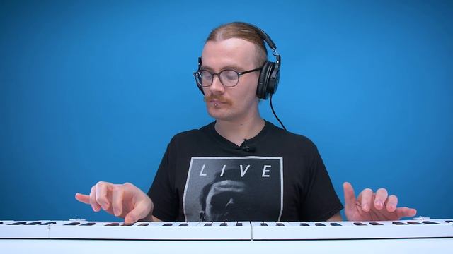 World's First Compact Folding Piano | LOOTd Unboxing смотреть онлайн