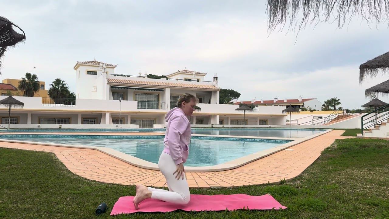 Йога для здорового позвоночника и осанки смотреть онлайн