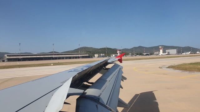 Turkish Airlines A321 landing + taxi at Bodrum (BJV/LTFE) on runway 10L смотреть онлайн