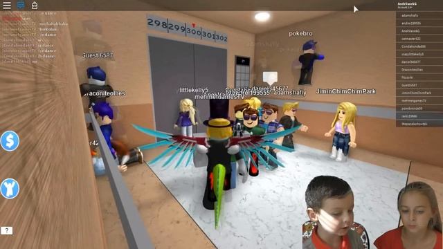 ОЧЕНЬ СТРАШНЫЙ ЛИФТ в ROBLOX Анек и Ванек испугались в лифте Видео для детей Роблокс от AVG смотреть онлайн