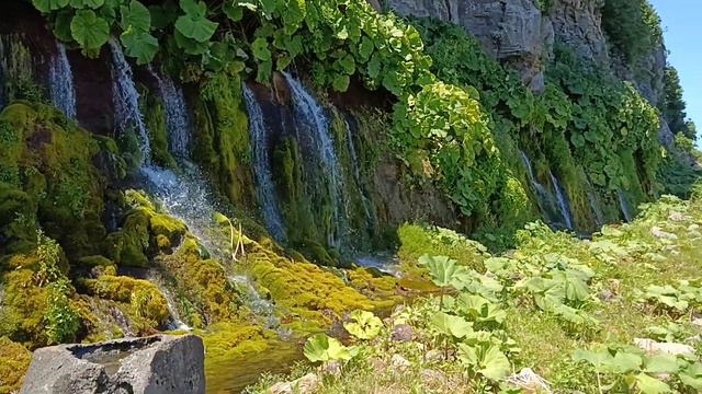 Озеро-приключение: истории и легенды водами.