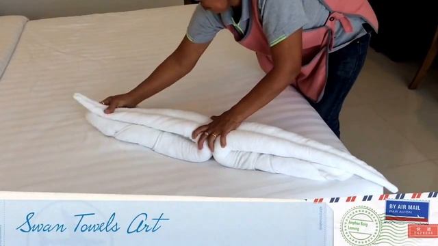 Swan Towel - Towel Art смотреть онлайн