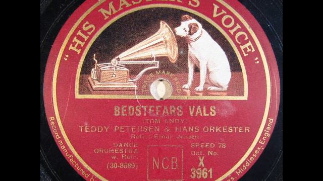 Bedstefars Vals (Se farfar dansar gammal vals) - Teddy Petersen; Einar Jensen 1932 смотреть онлайн