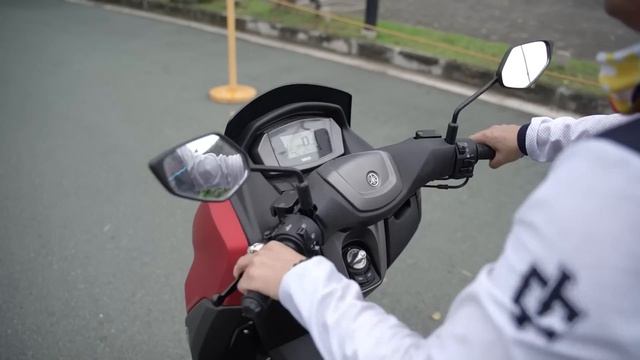 2020 Yamaha NMAX 155 Review - Beyond the Ride смотреть онлайн