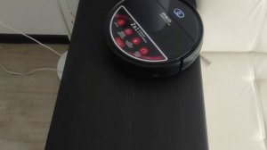 Робот-пылесос RED ? Magnum Collection ? тест на столе, упадет или нет?