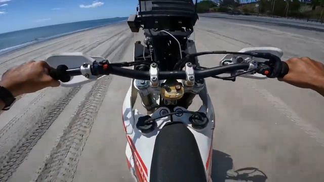 KOVE 450 RALLY FACTORY - SIMPLEMENTE WAO! - MOTOR TEST 4KHD смотреть онлайн