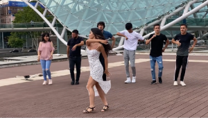 Чеченская Лезгинка Тома Девушки Танцуют Кайф В Тбилиси ALISHKA 2022 Chechen Bass Music Toma Lezginka