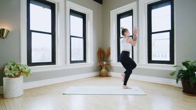 35 Minute Sculpt + Flow With Kaylie Daniels // Vinyasa Yoga Workout //