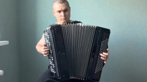 «Руки вверх-чужие губы!» (Кавер на баяне)