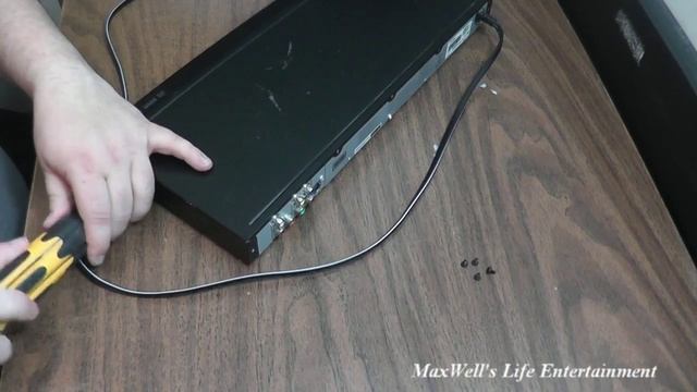 opening up a toshiba sd 4000 dvd player maxwellsworld смотреть онлайн