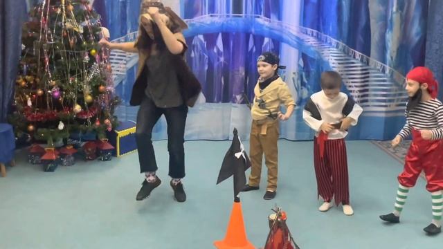 Новый год в группе ГНОМИКИ!!! смотреть онлайн