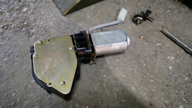#ТАЗОБУДНИ Замена моторчика стеклоподъемника на ВАЗ 2110 смотреть онлайн