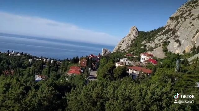 Симеиз-2019.Гора Кошка,вид на скалу Дива. смотреть онлайн