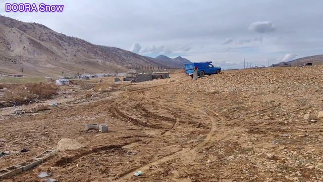 single mother with a child and a baby starts to build their new hut in mountain смотреть онлайн