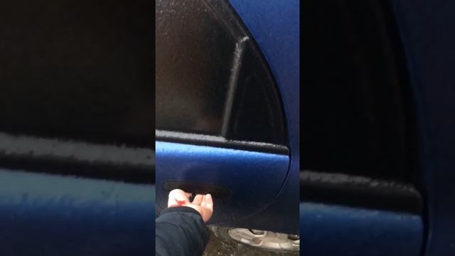 Как открыть замёрзшую дверь смотреть онлайн