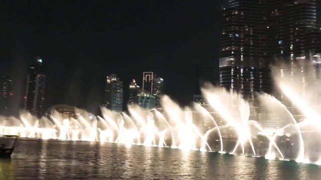 Дубай фонтан ! Dubai fountain! Дубай 2018 смотреть онлайн
