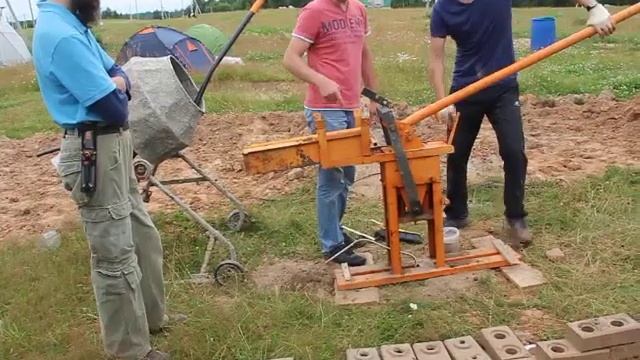 кирпичи из песка смотреть онлайн