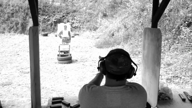 SHOOTING MY COLT PHYTON 357 MAGNUM смотреть онлайн