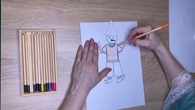 День 1. Папа Карло из полена делает Буратино смотреть онлайн